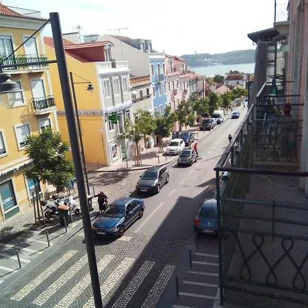Апартаменты Retreat With View Of Tagus River Лиссабон