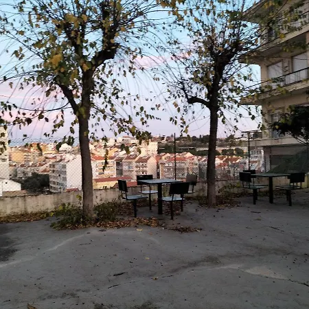 Apartment Retreat With View Of Tagus River Lissabon